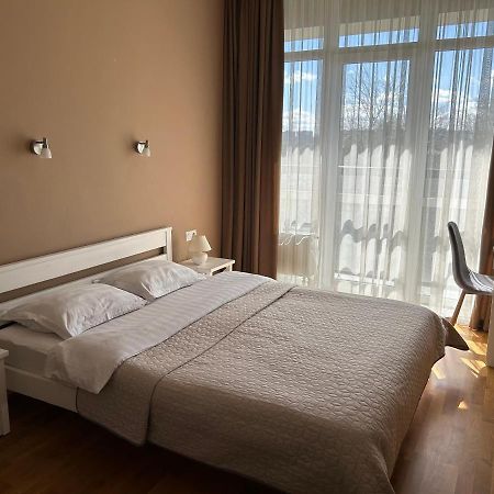 Avalonrestapartments Liov Exterior foto